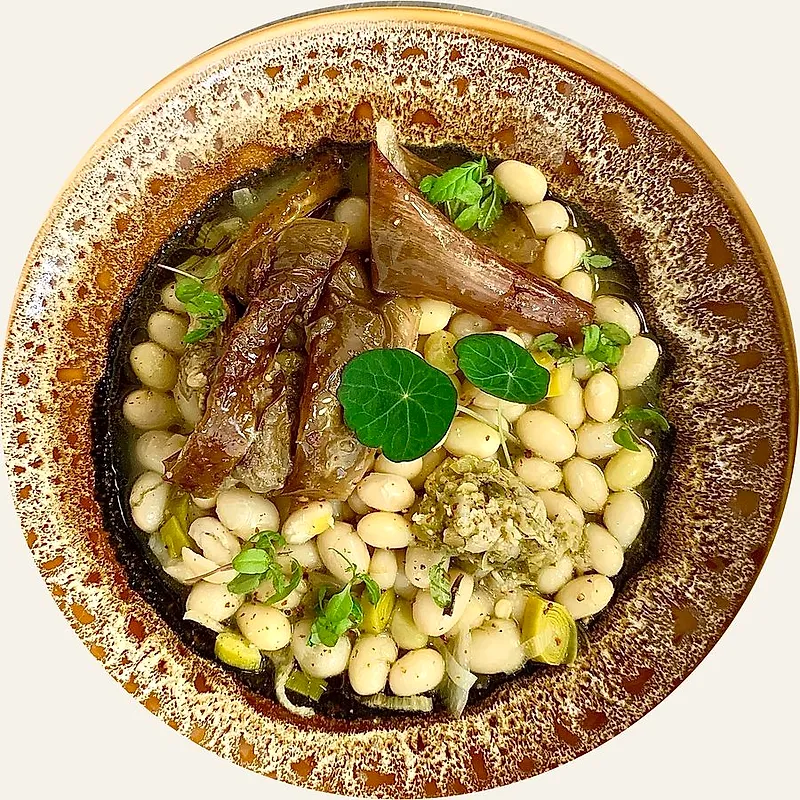 Haricots coco et aubergine fumée